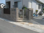 熊谷市K邸化粧ブロック門・塀、石張りｱﾌﾟﾛｰﾁ